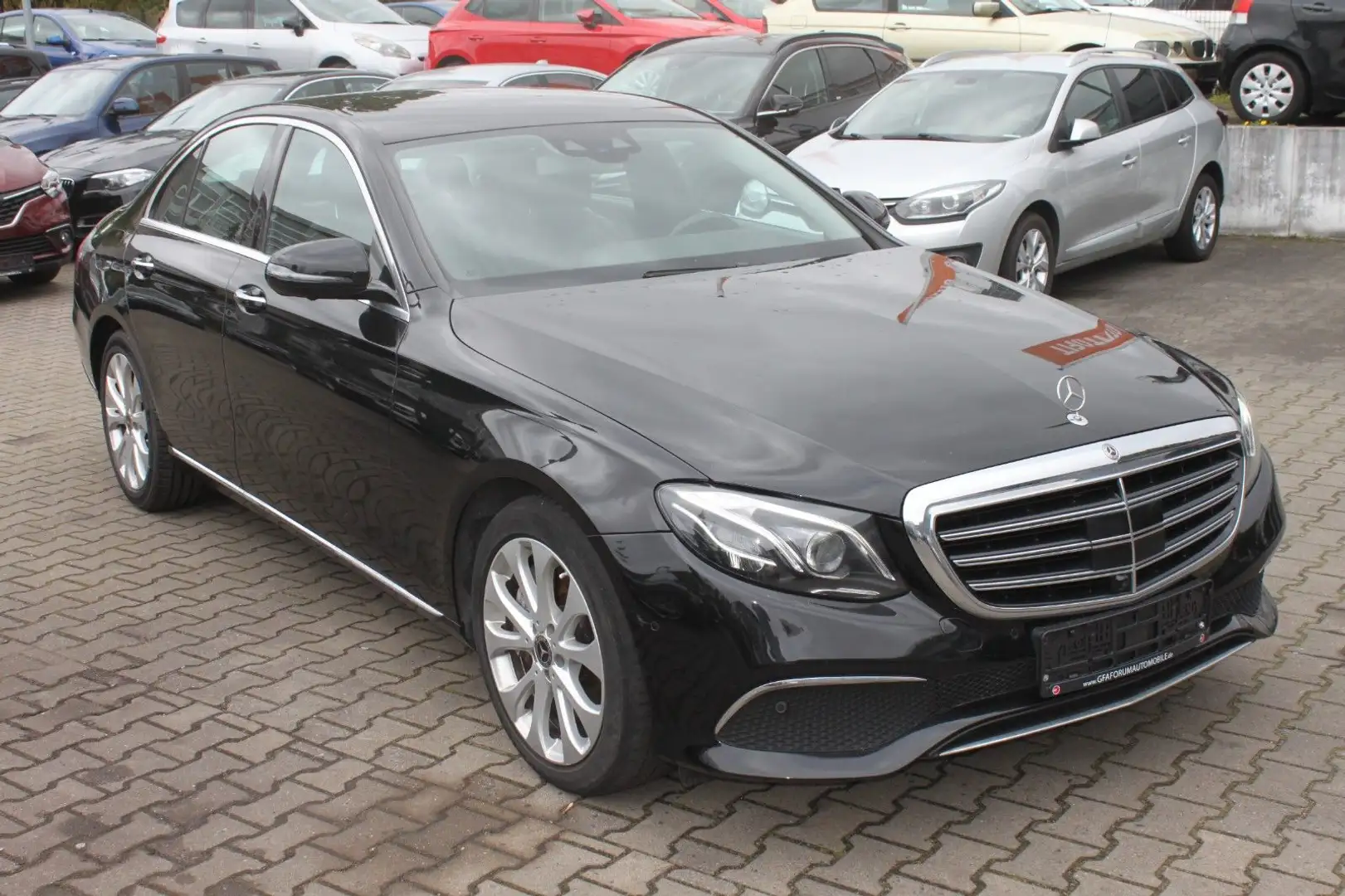 Mercedes-Benz E 350 E -Klasse Lim. E 350 d Exclusive CarPlay Noir - 2