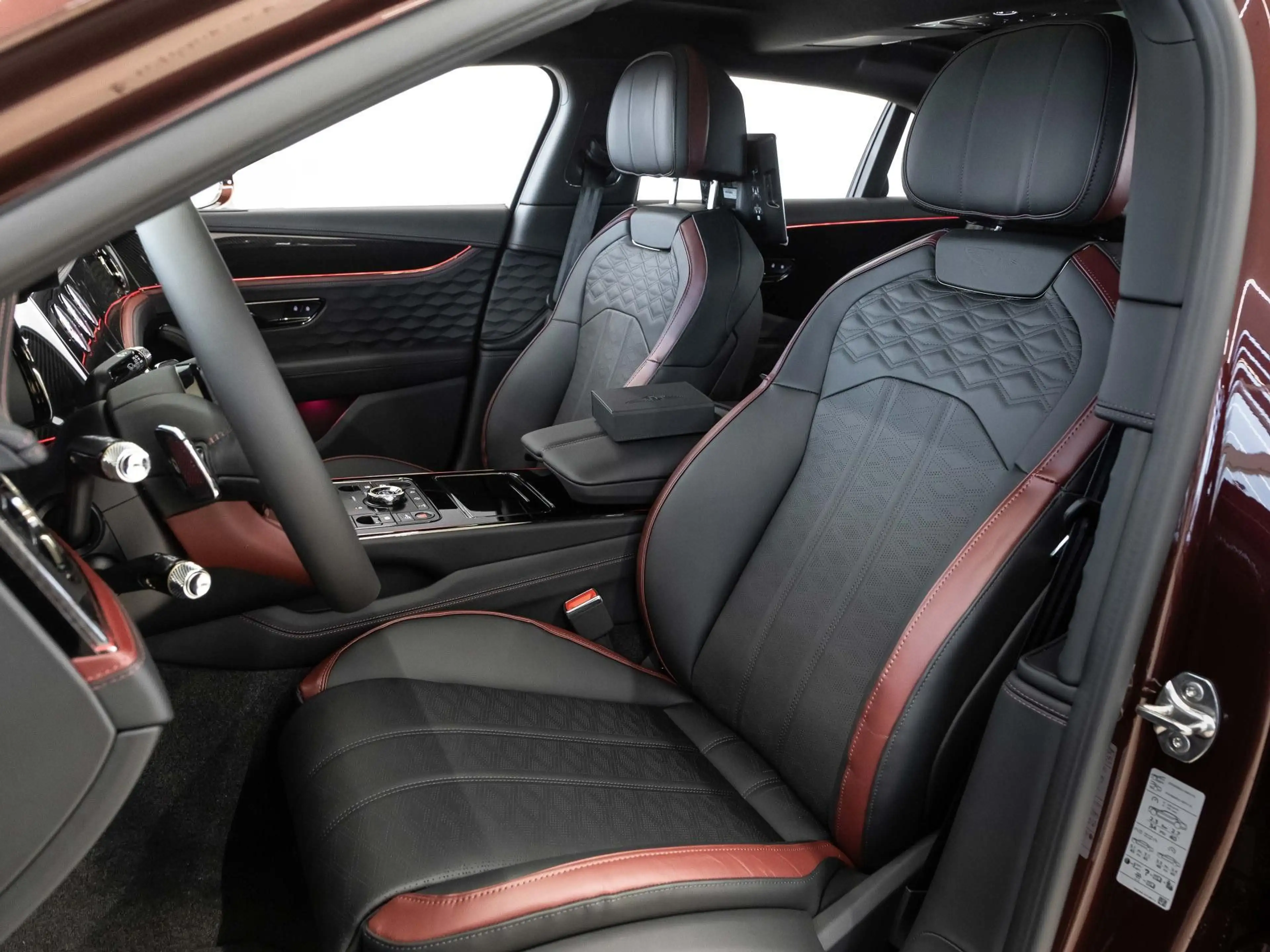 Bentley Flying Spur Speed First Edition (MY25) — photo 6