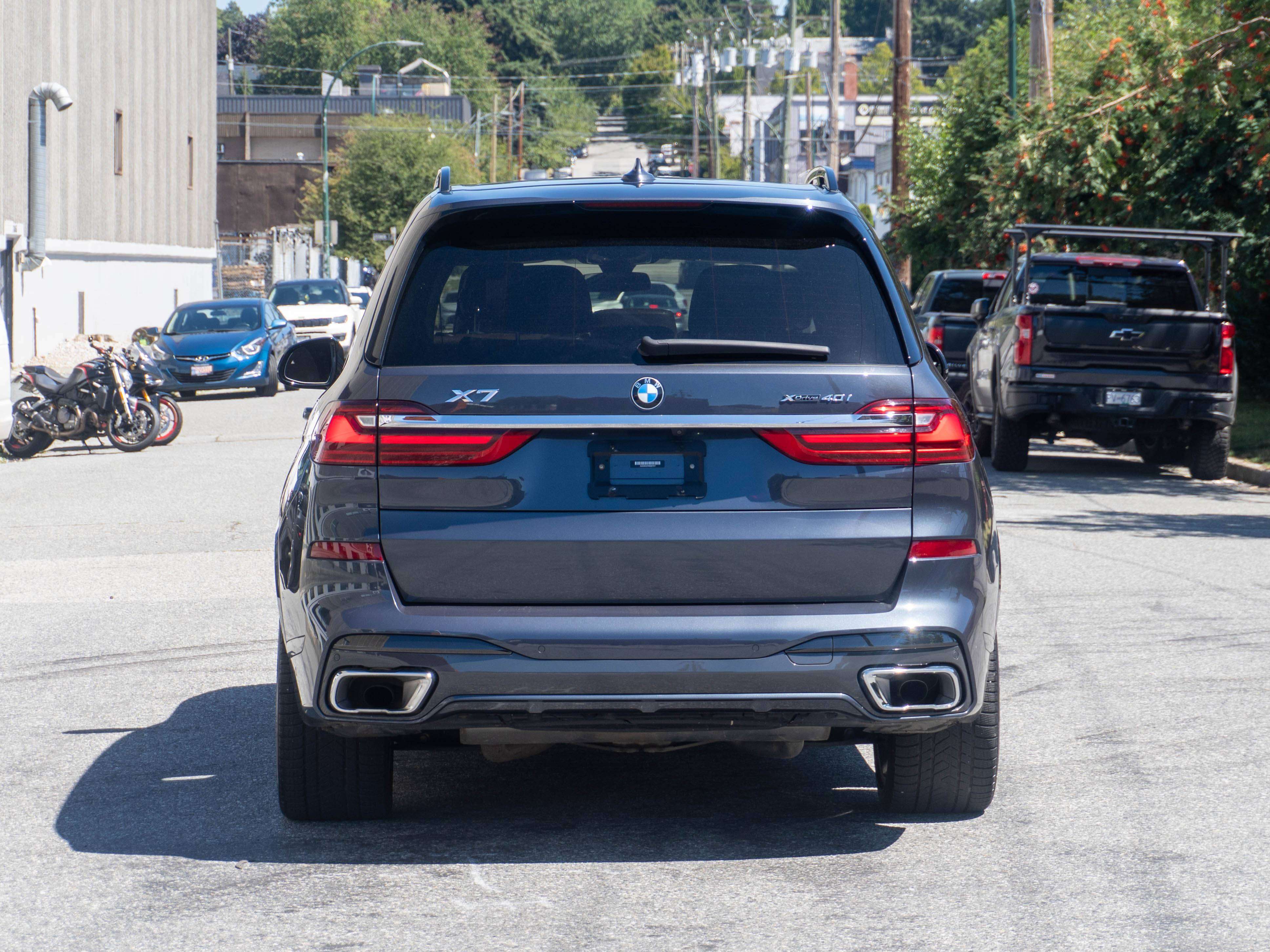 2021 BMW X7