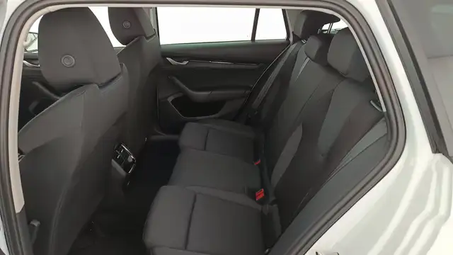 Skoda Octavia view 11