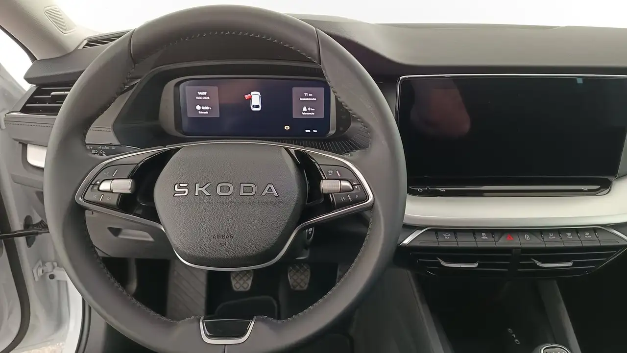 Skoda Octavia 2026 — фото 14