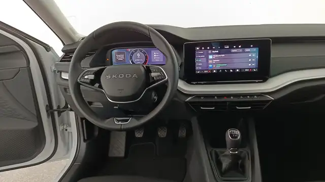 Skoda Octavia view 12