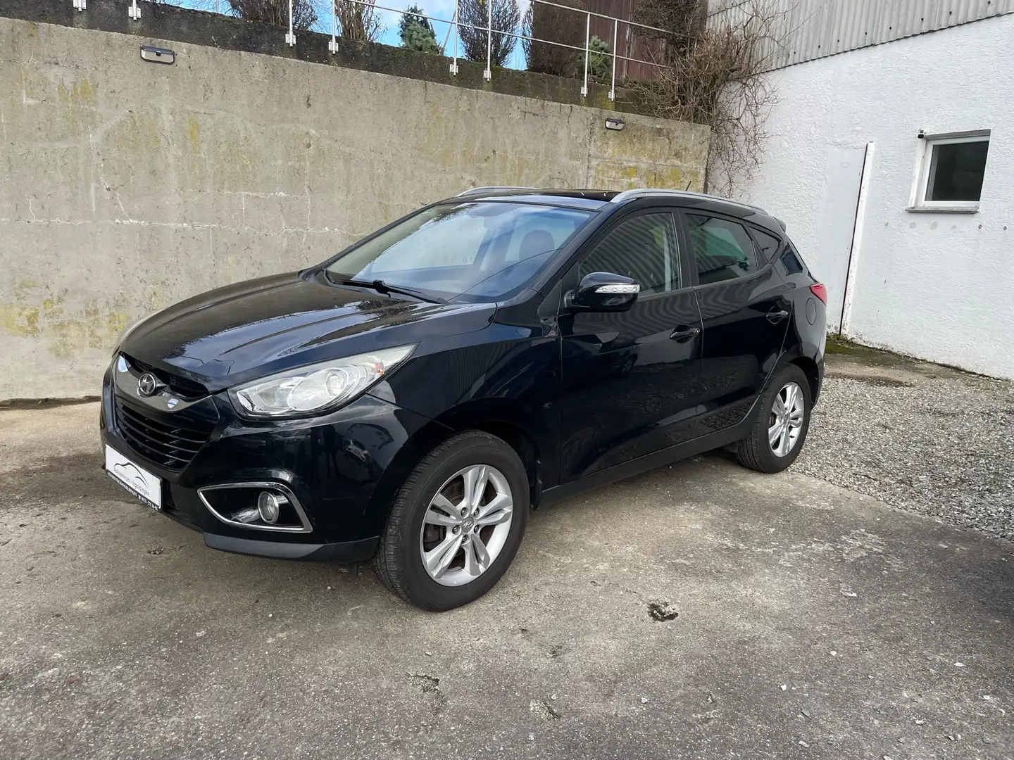 Hyundai iX35 2.0 2WD Automatik Style Schwarz - 1