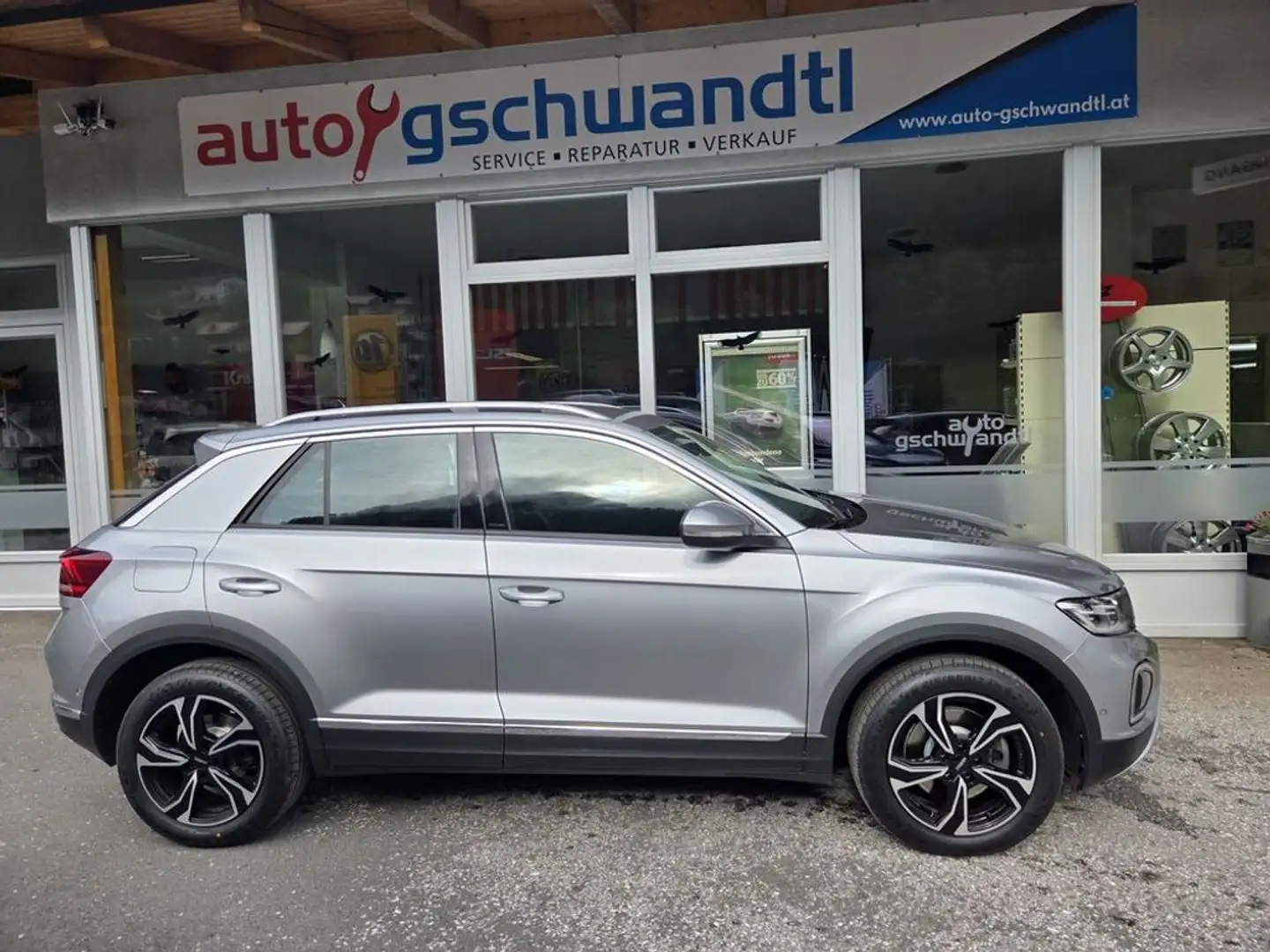 Volkswagen T-Roc Style 4Motion Silber - 2