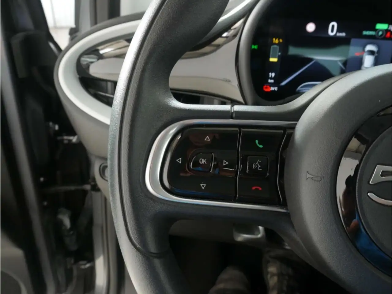 Fiat 500 E Action 23,8 Kwh, миниатюра 11