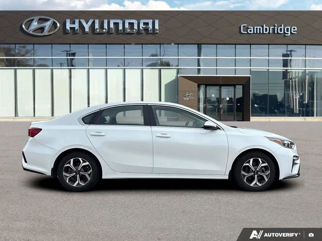 Kia Forte снимка Kia Forte