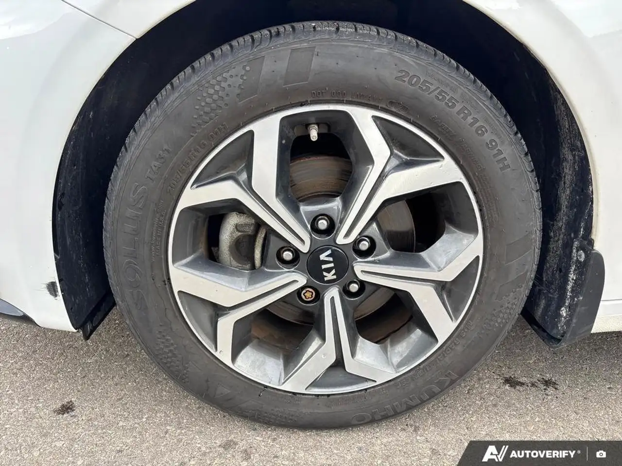 Kia Forte снимка Kia Forte