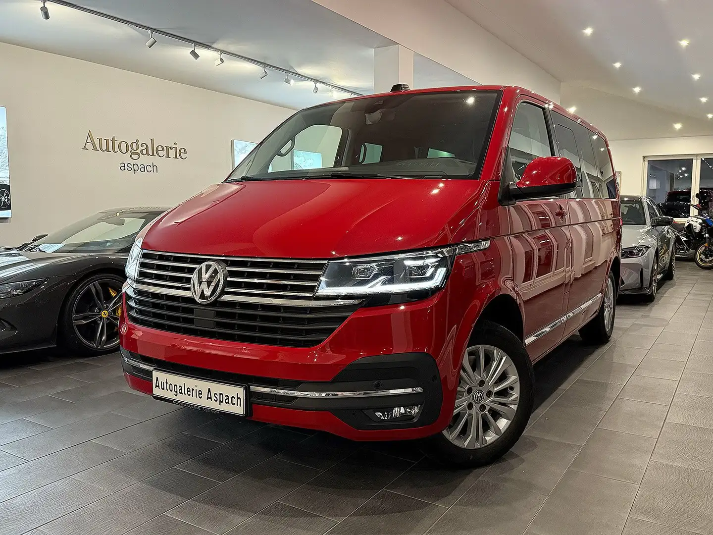 Volkswagen T6 Multivan T6.1 TMultivan Generation SIX|AHK|Standhzg|8fach Rot - 1