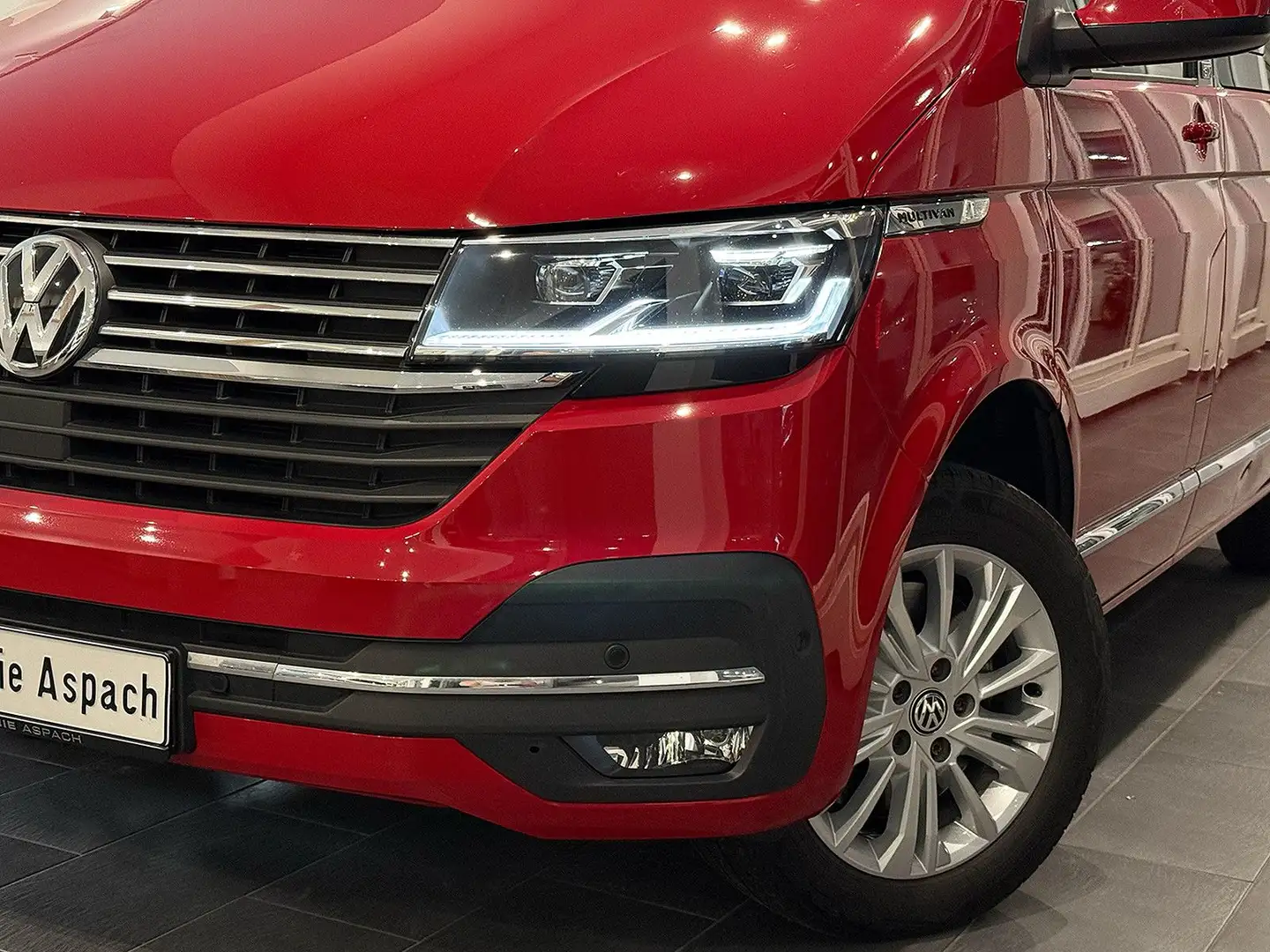 Volkswagen T6 Multivan T6.1 TMultivan Generation SIX|AHK|Standhzg|8fach Rot - 2