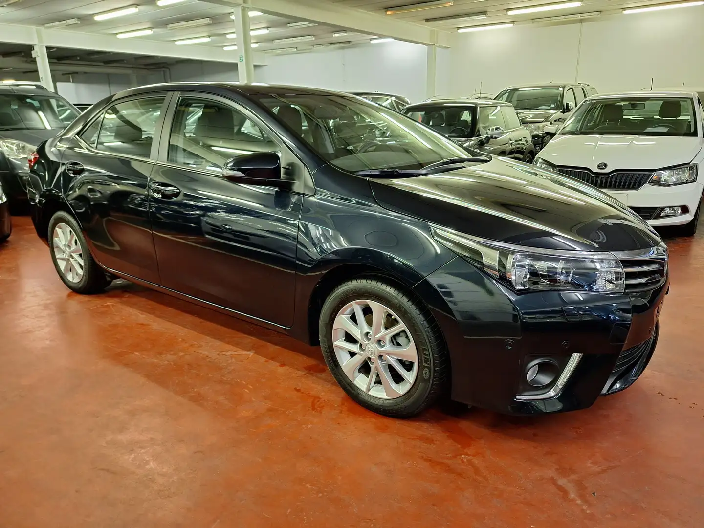 Toyota Corolla 1.33i VVT-i Lounge Kék - 2