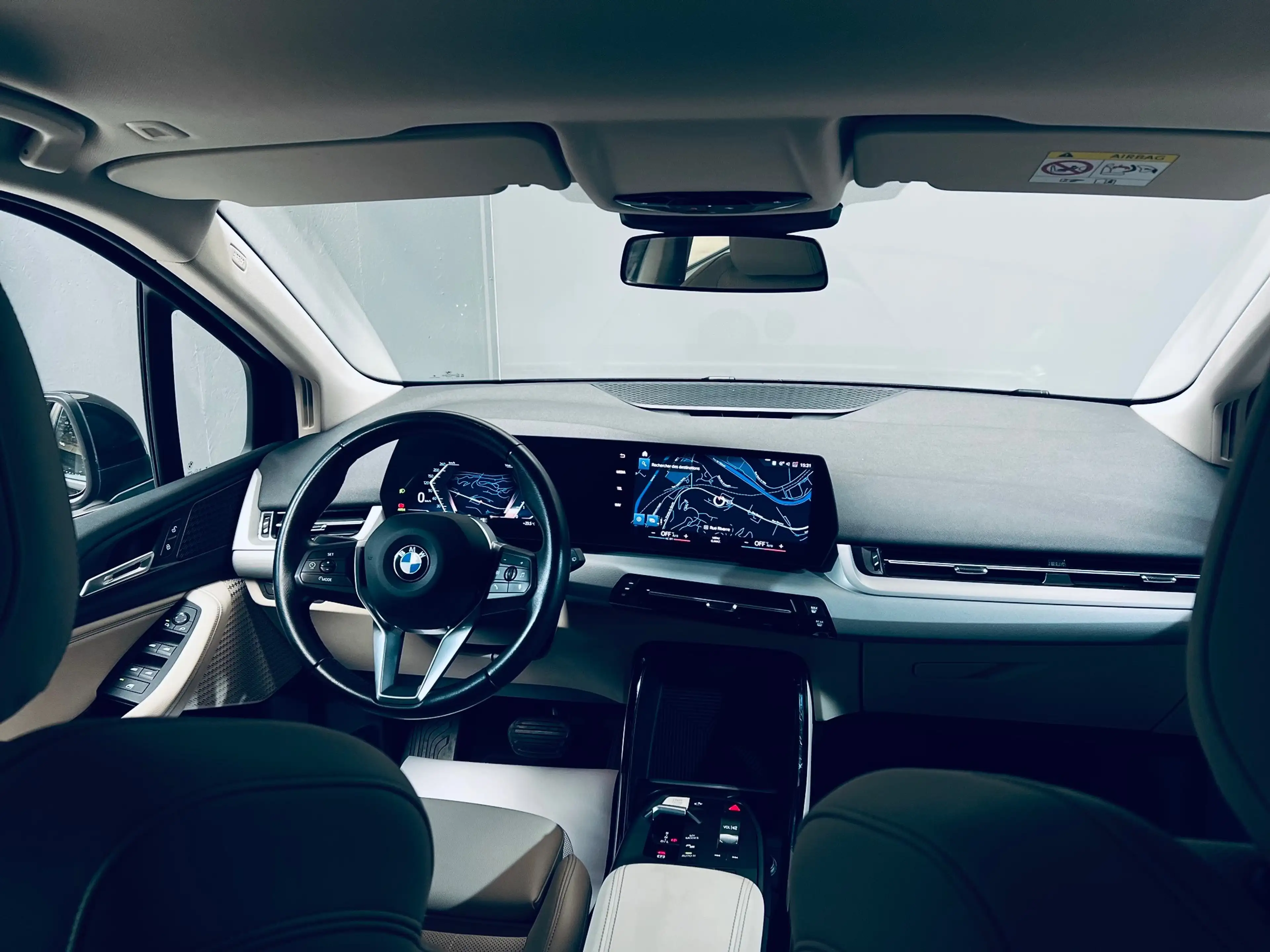 BMW 218 d Tourer **AUTOMATIQUE**VIRTUAL COCKPIT**CUIR**EURO6d** — photo 12