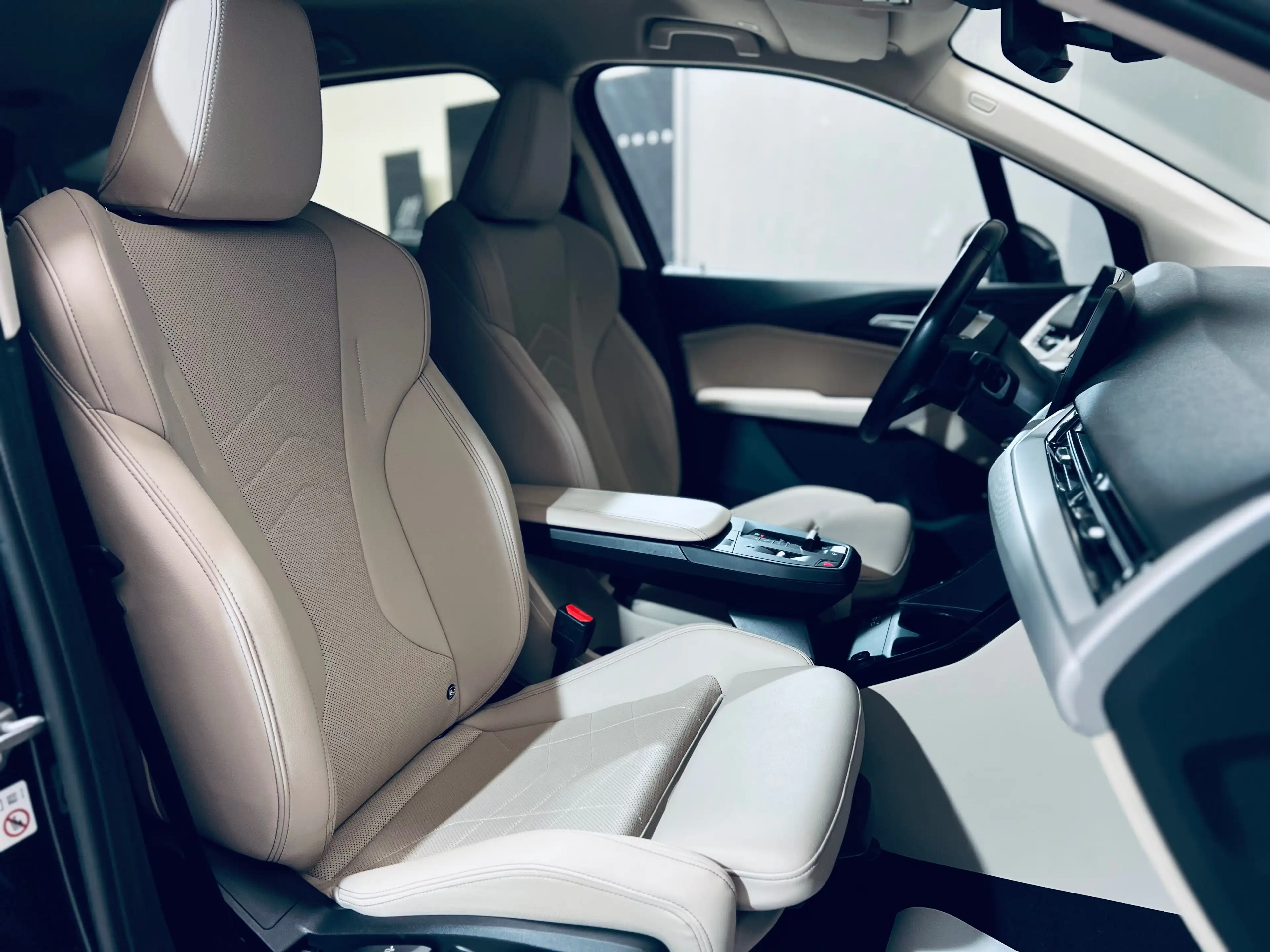 BMW 218 d Tourer **AUTOMATIQUE**VIRTUAL COCKPIT**CUIR**EURO6d** — photo 10