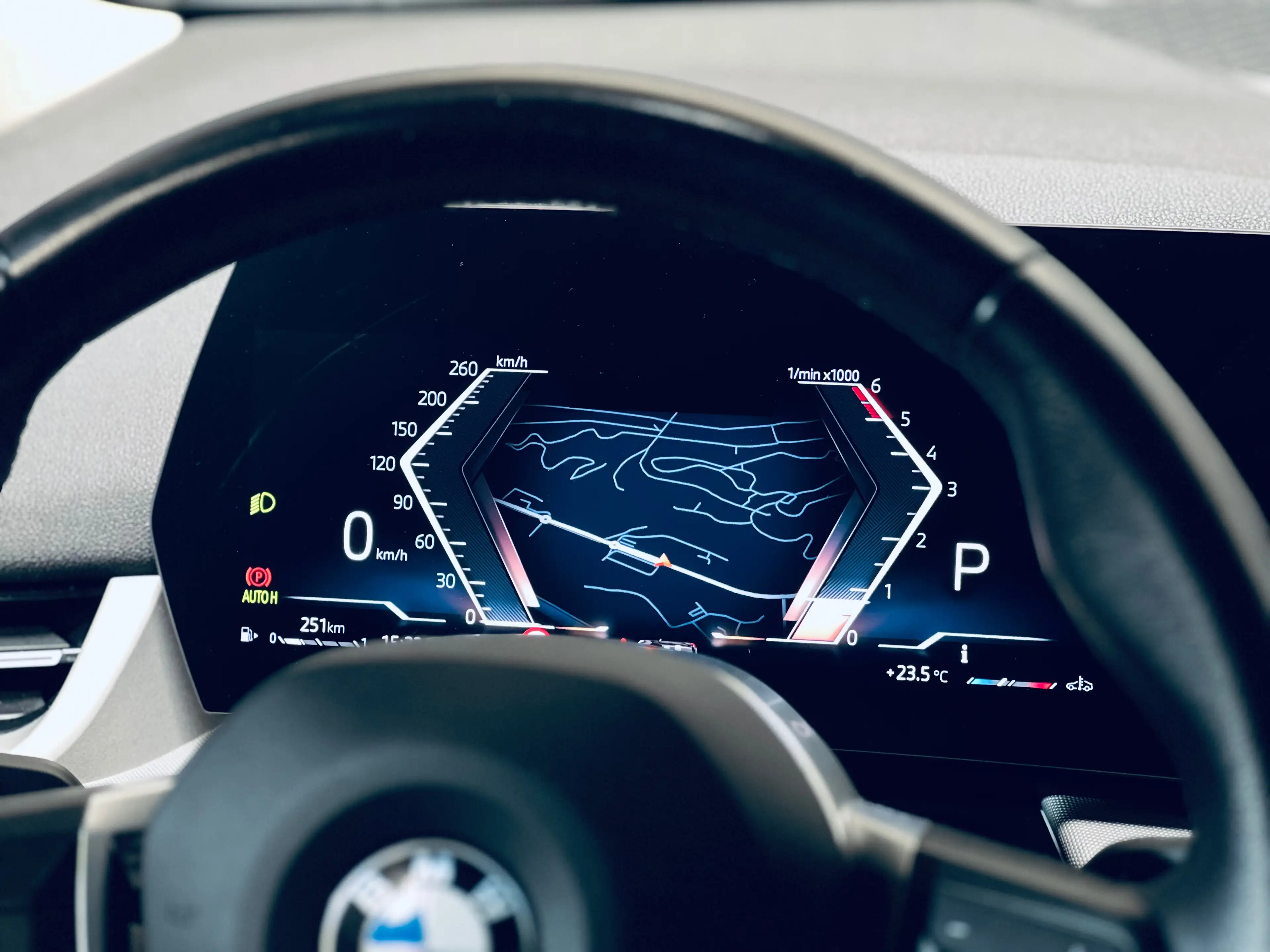 BMW 218 d Tourer **AUTOMATIQUE**VIRTUAL COCKPIT**CUIR**EURO6d** — photo 15