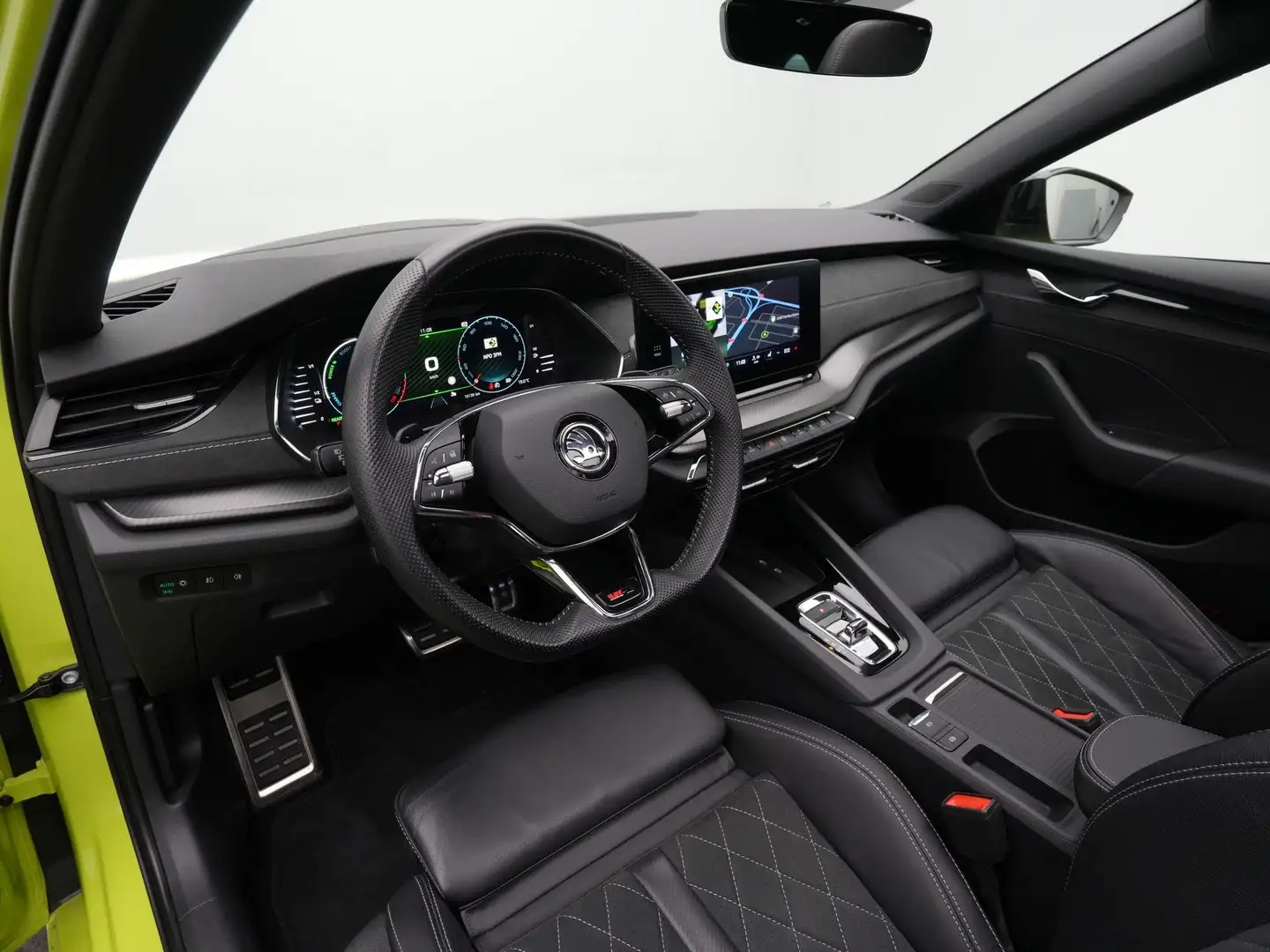 Skoda Octavia Combi 1.4 TSI RS iV 245 pk DSG PHEV Business | Pan Grün - 2