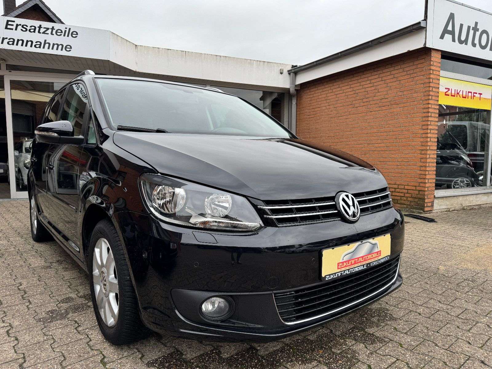 Second hand Volkswagen Touran 1.2 TSI