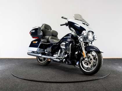 Harley-Davidson Ultra Limited FLHTK Two-Tone
