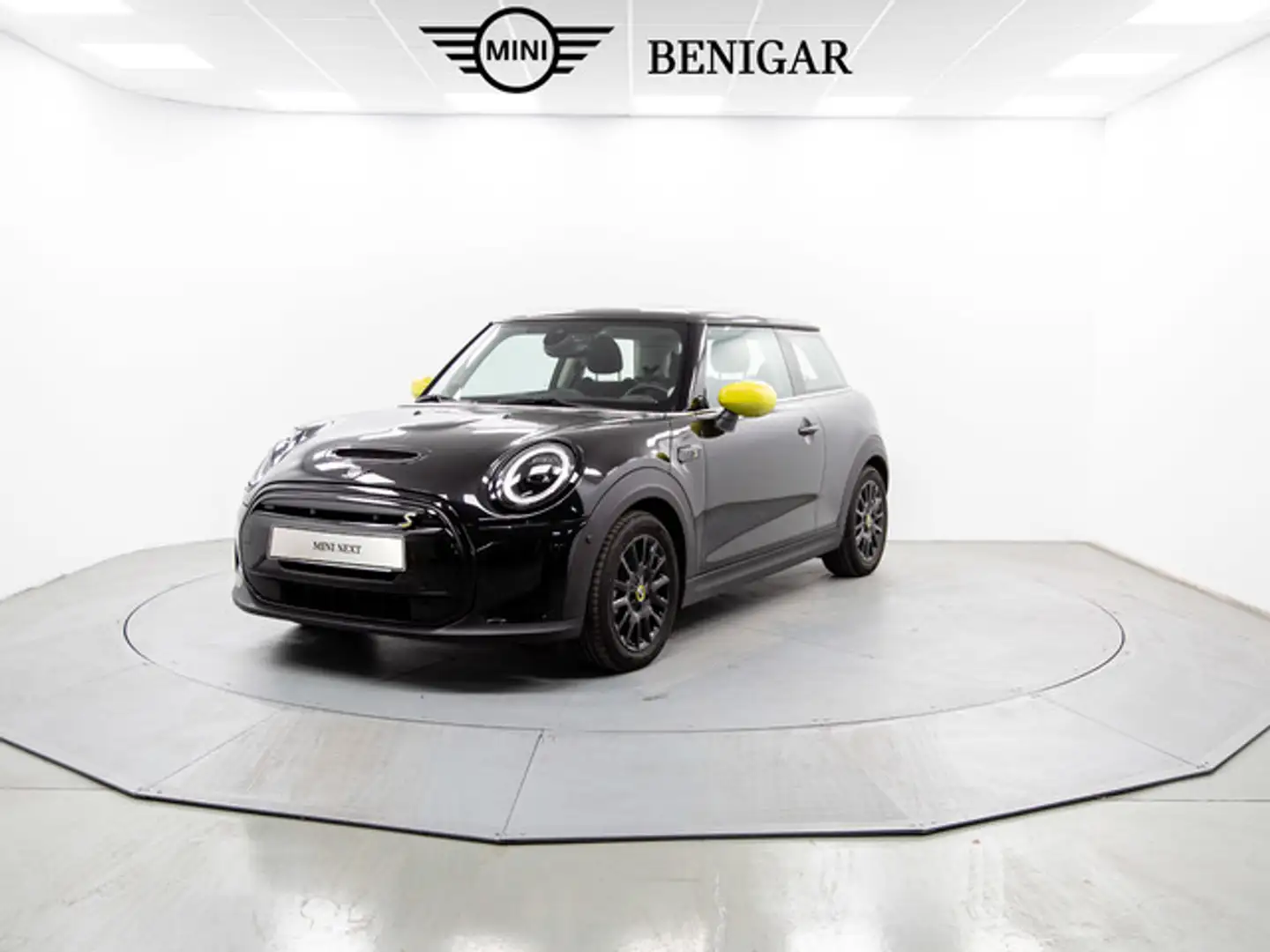 MINI Cooper SE Negro - 1