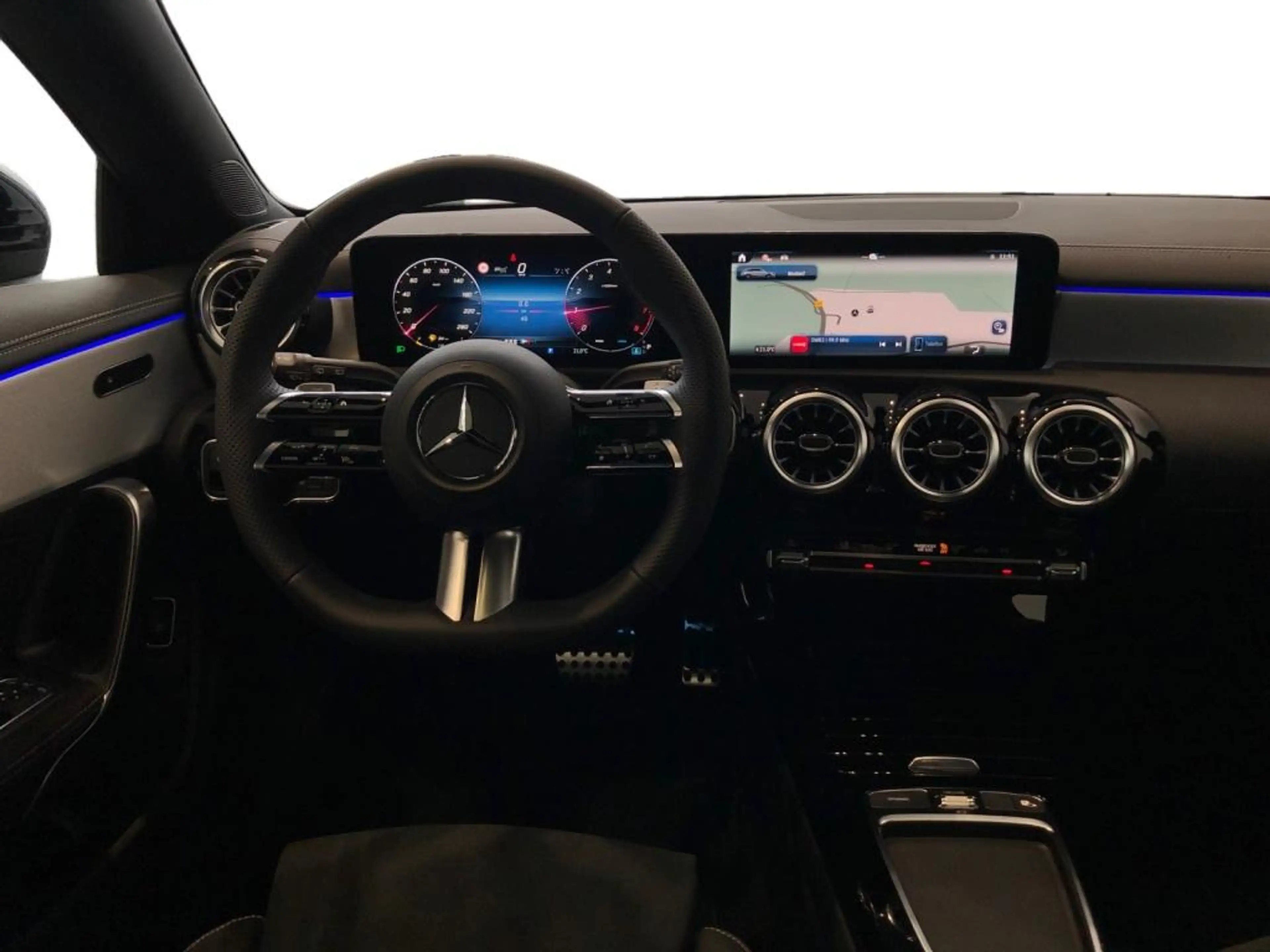 Mercedes-Benz CLA 200 Shooting Brake AMG+ILS+MBUX+MBeam+Night — photo 5