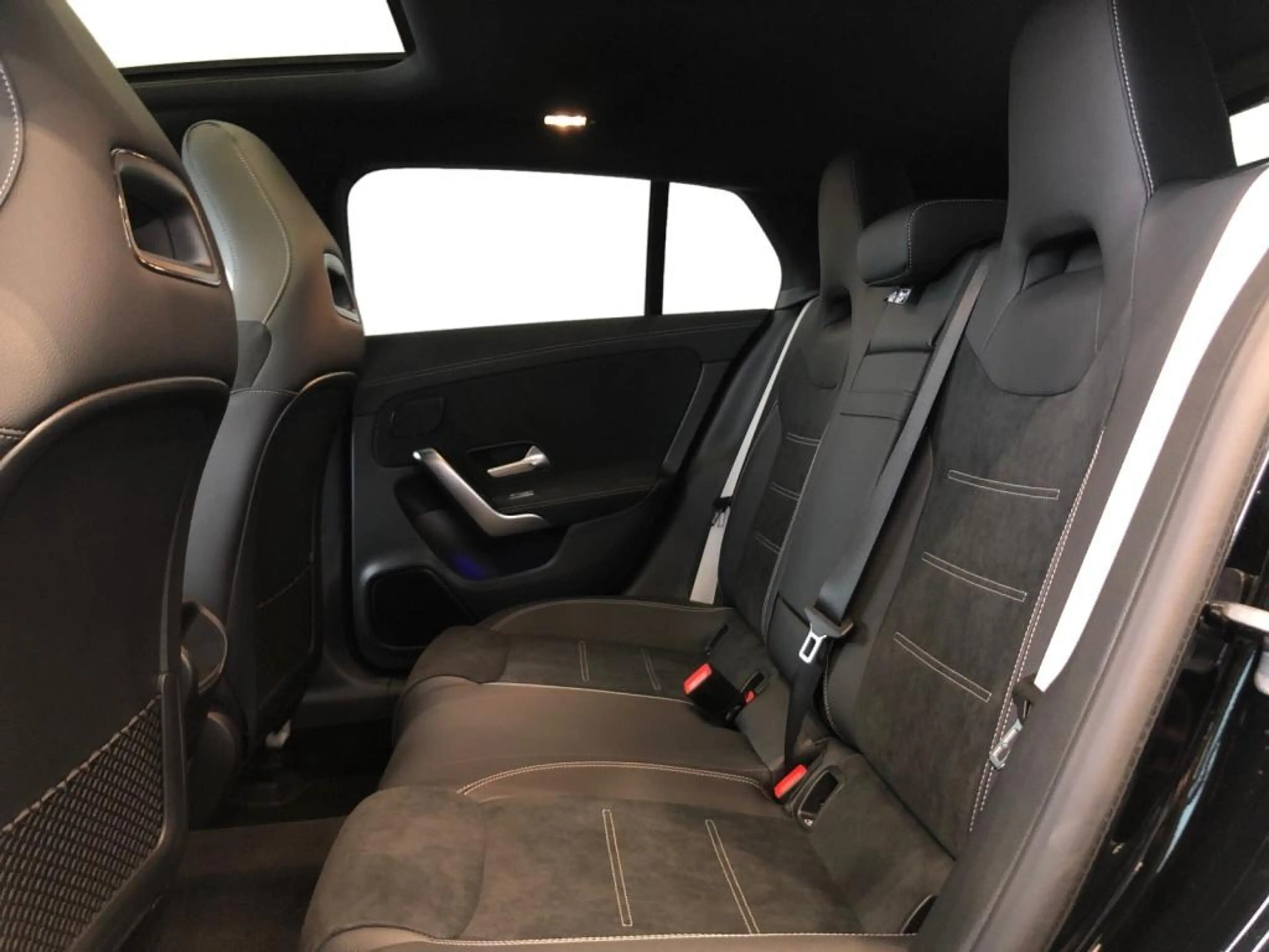 Mercedes-Benz CLA 200 Shooting Brake AMG+ILS+MBUX+MBeam+Night — photo 8