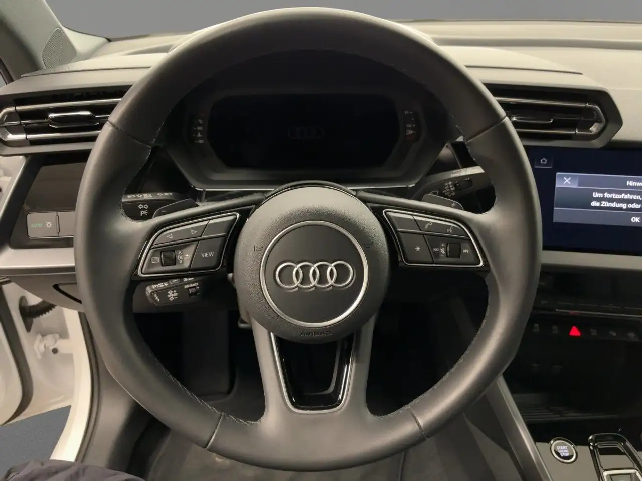 Audi A3 35 TFSI S tr. LED VIRTUAL RFK 13