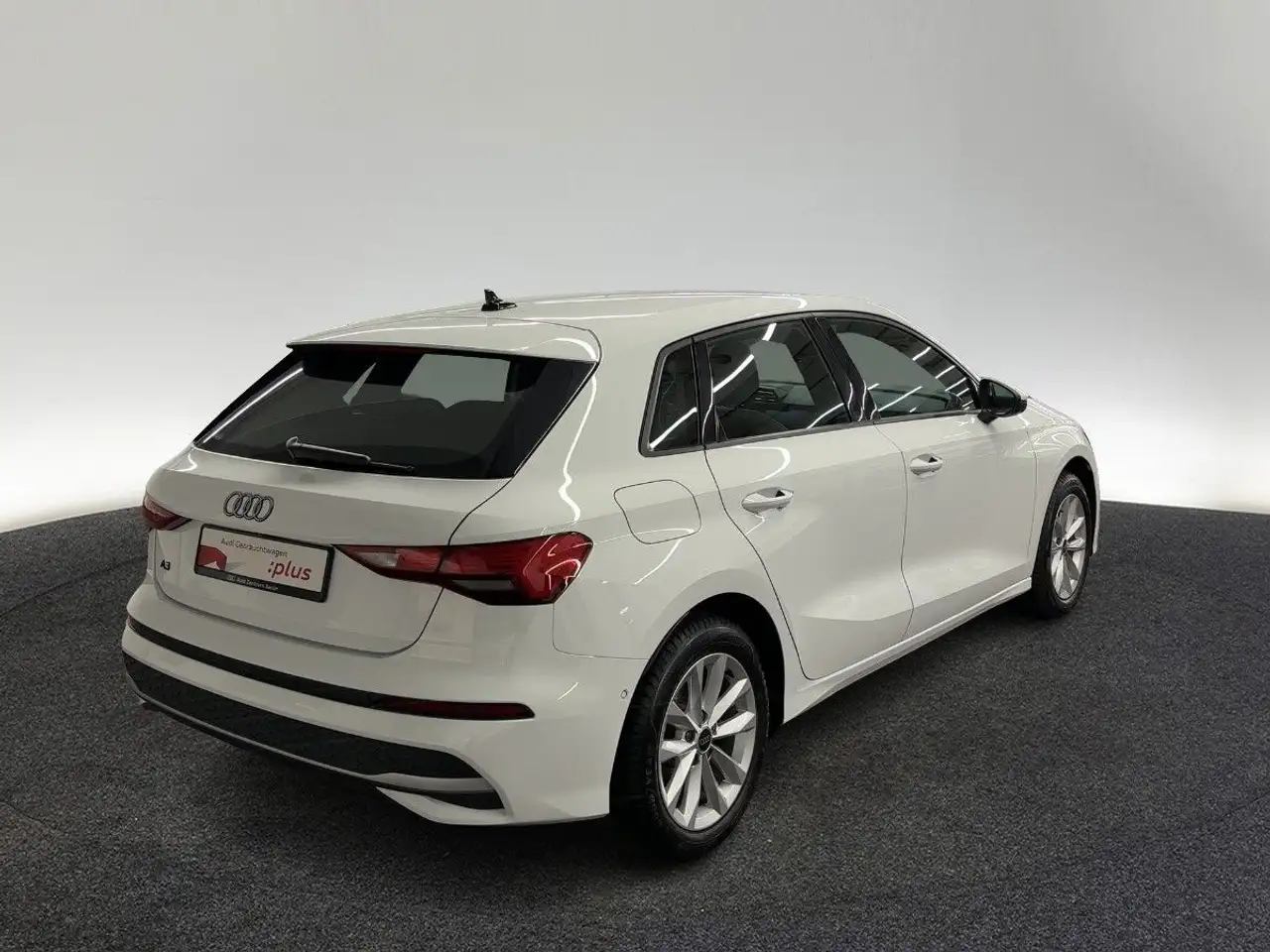 Audi A3 35 TFSI S tr. LED VIRTUAL RFK 6