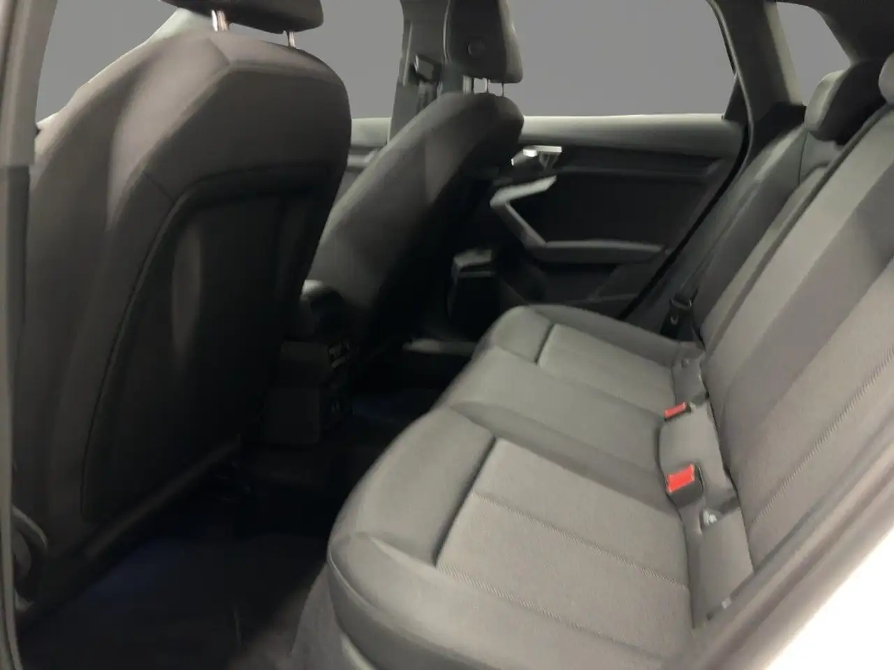 Audi A3 35 TFSI S tr. LED VIRTUAL RFK 11