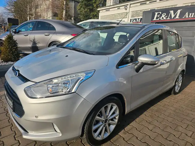 Ford B-Max B-MAX TitaniumAutoamtik*1.HAND*NAVI*XENON*KAMERA