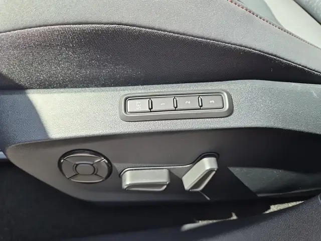 Cupra Raval view 9
