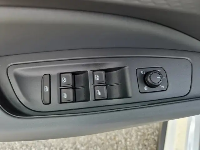 Cupra Raval view 16