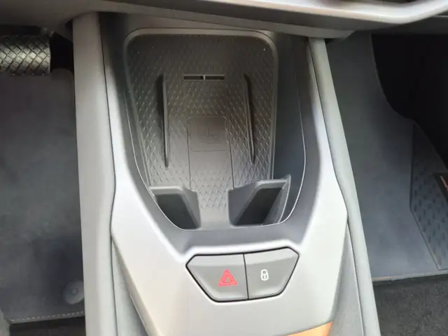 Cupra Raval view 25