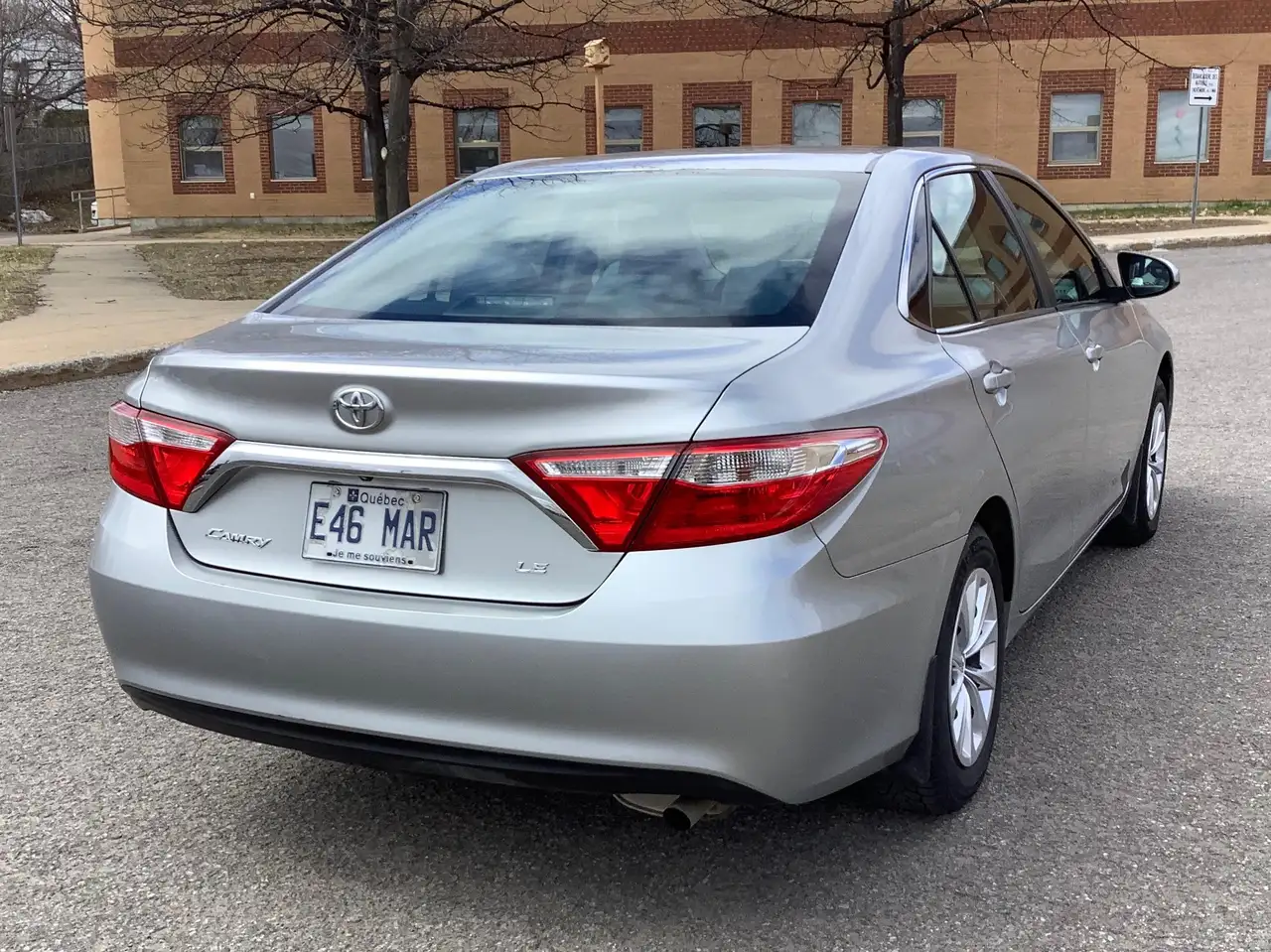 Toyota Camry снимка Toyota Camry