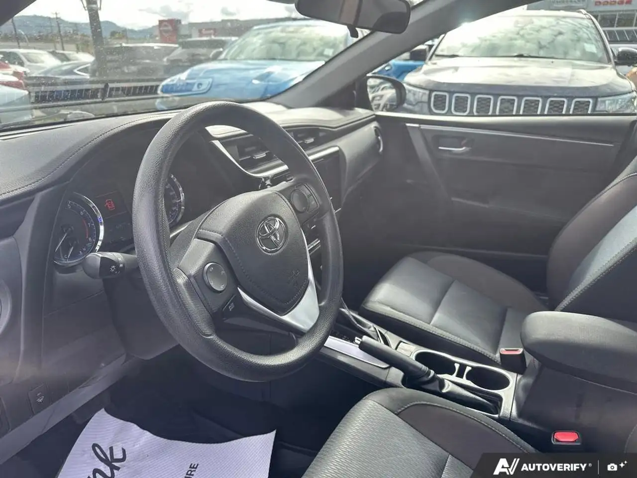 Toyota Corolla снимка Toyota Corolla