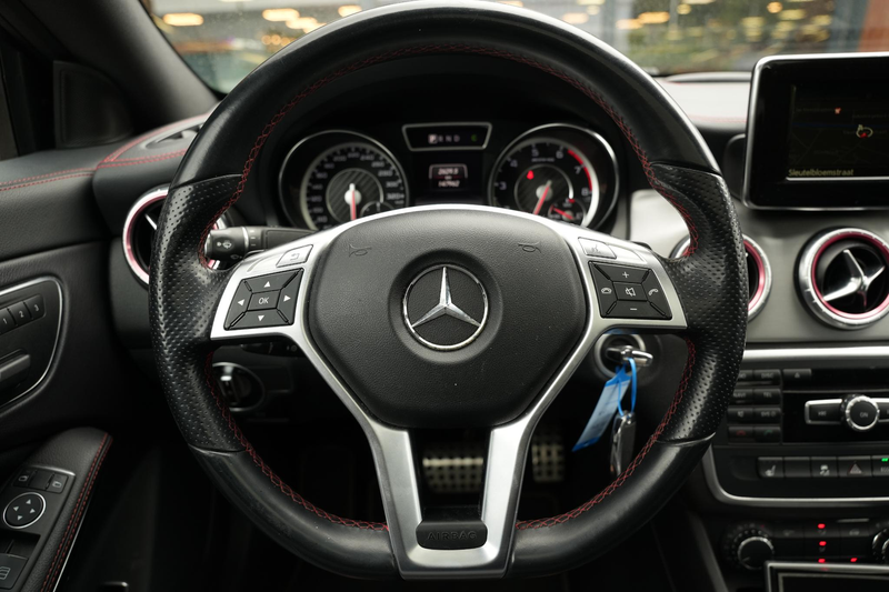 Mercedes-Benz CLA 45 AMG 4MATIC Panoramadak Leer Memory Stoelverw. Camera — photo 14
