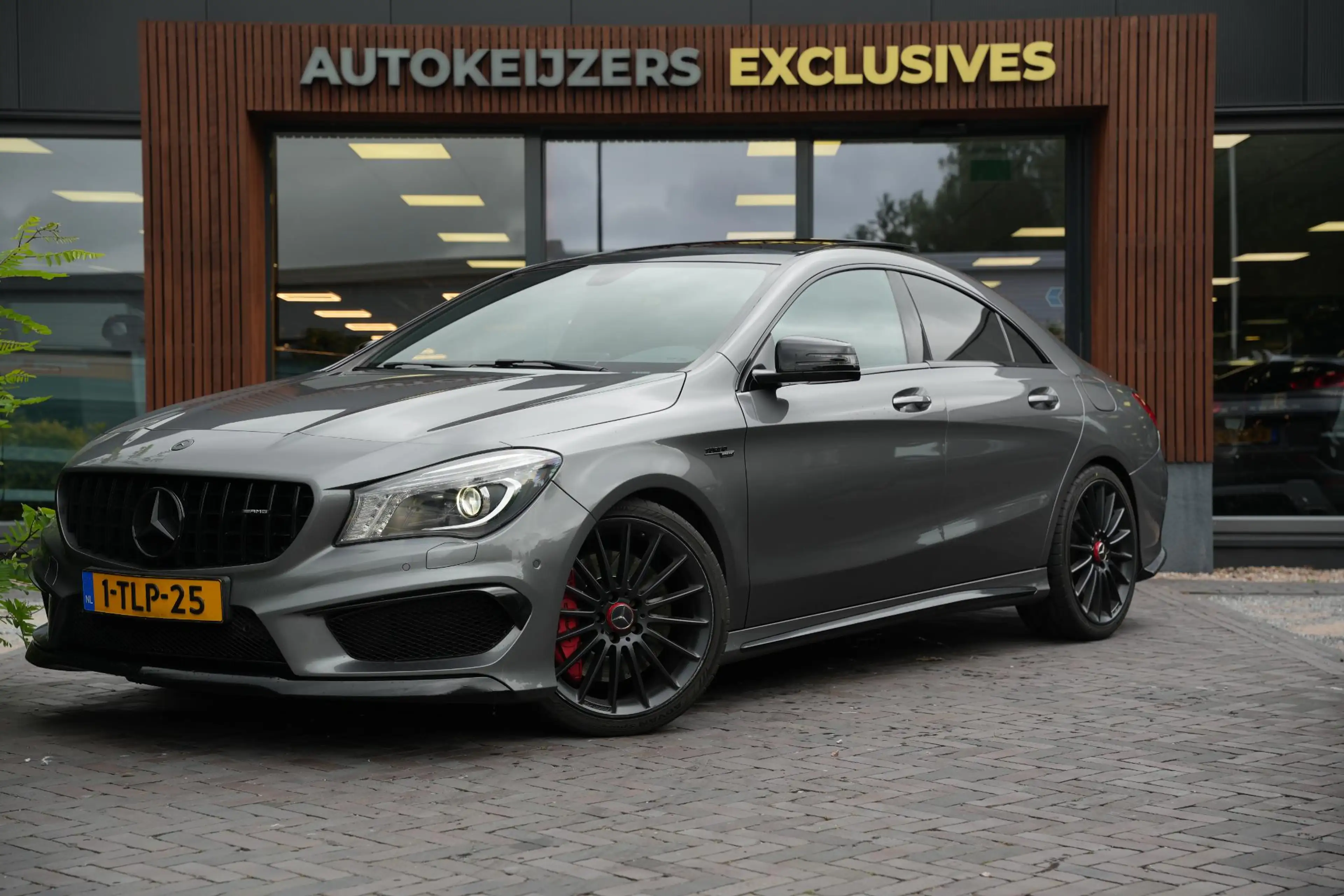 Mercedes-Benz CLA 45 AMG 4MATIC Panoramadak Leer Memory Stoelverw. Camera — photo 5