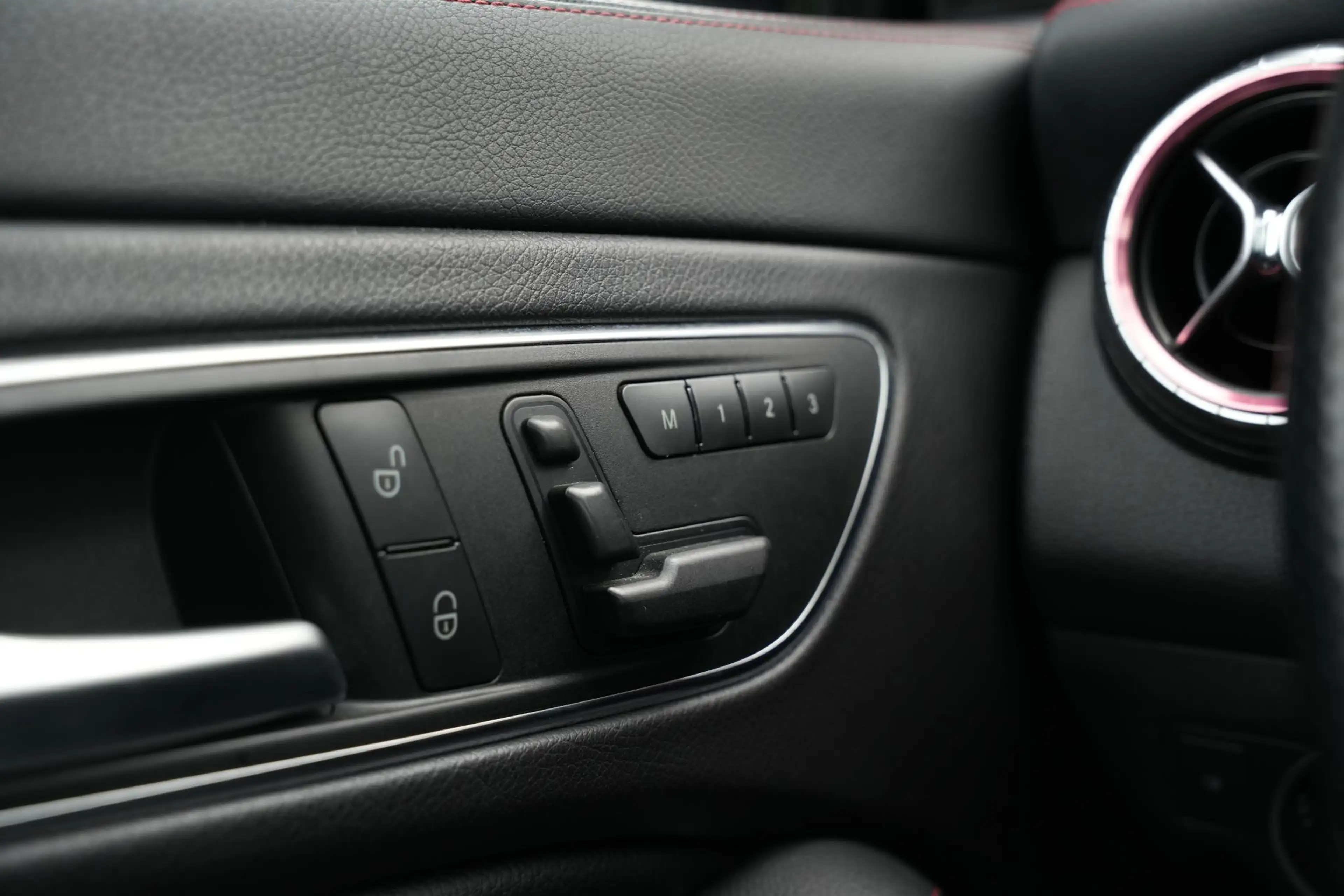 Mercedes-Benz CLA 45 AMG 4MATIC Panoramadak Leer Memory Stoelverw. Camera — photo 33