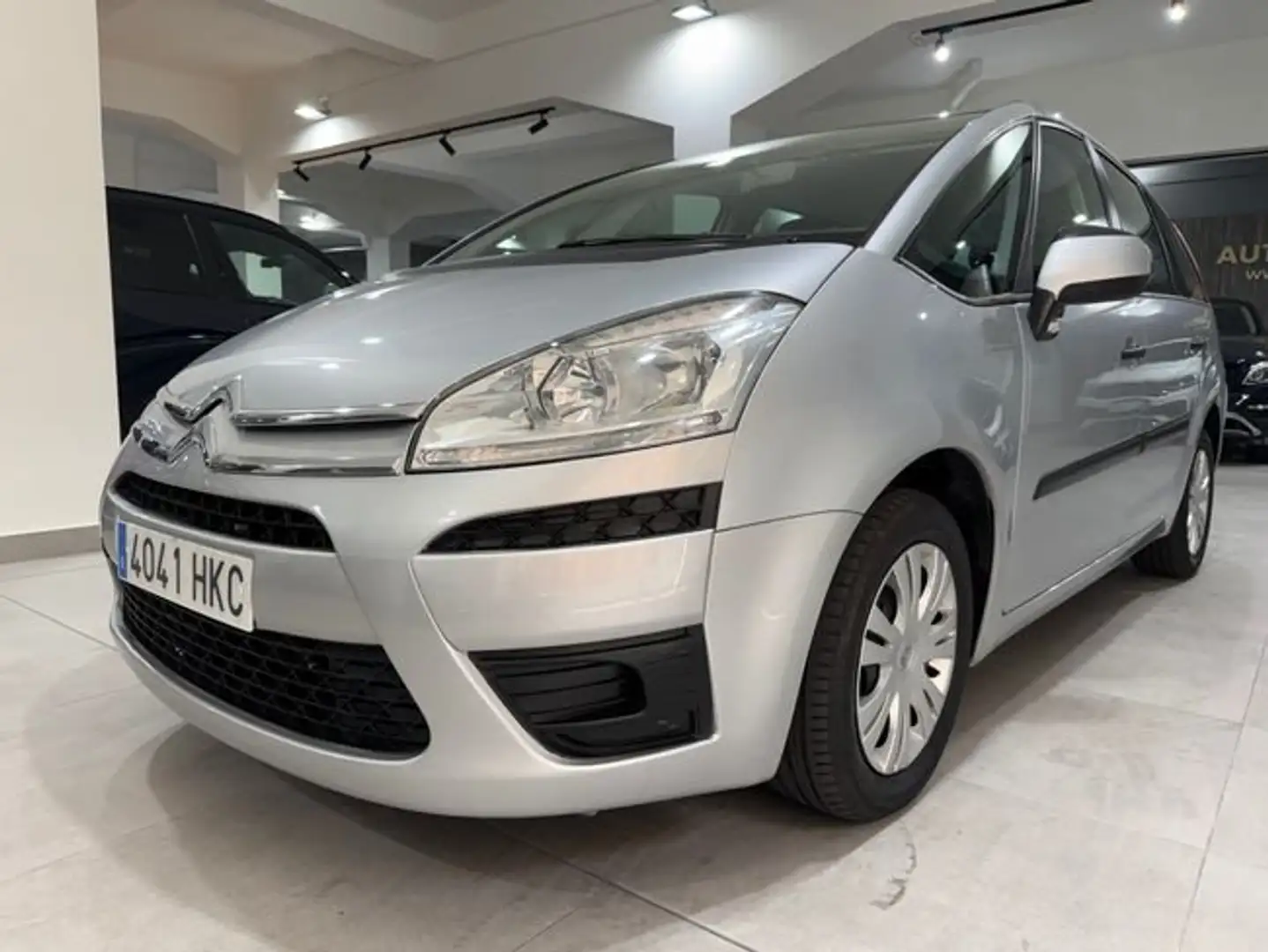 Citroen C4 1.6 Plateado - 1