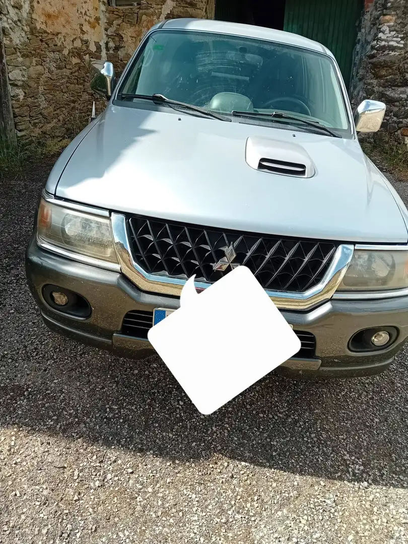 Mitsubishi Montero Montero Sport 2.5 TDi GLS Gris - 2