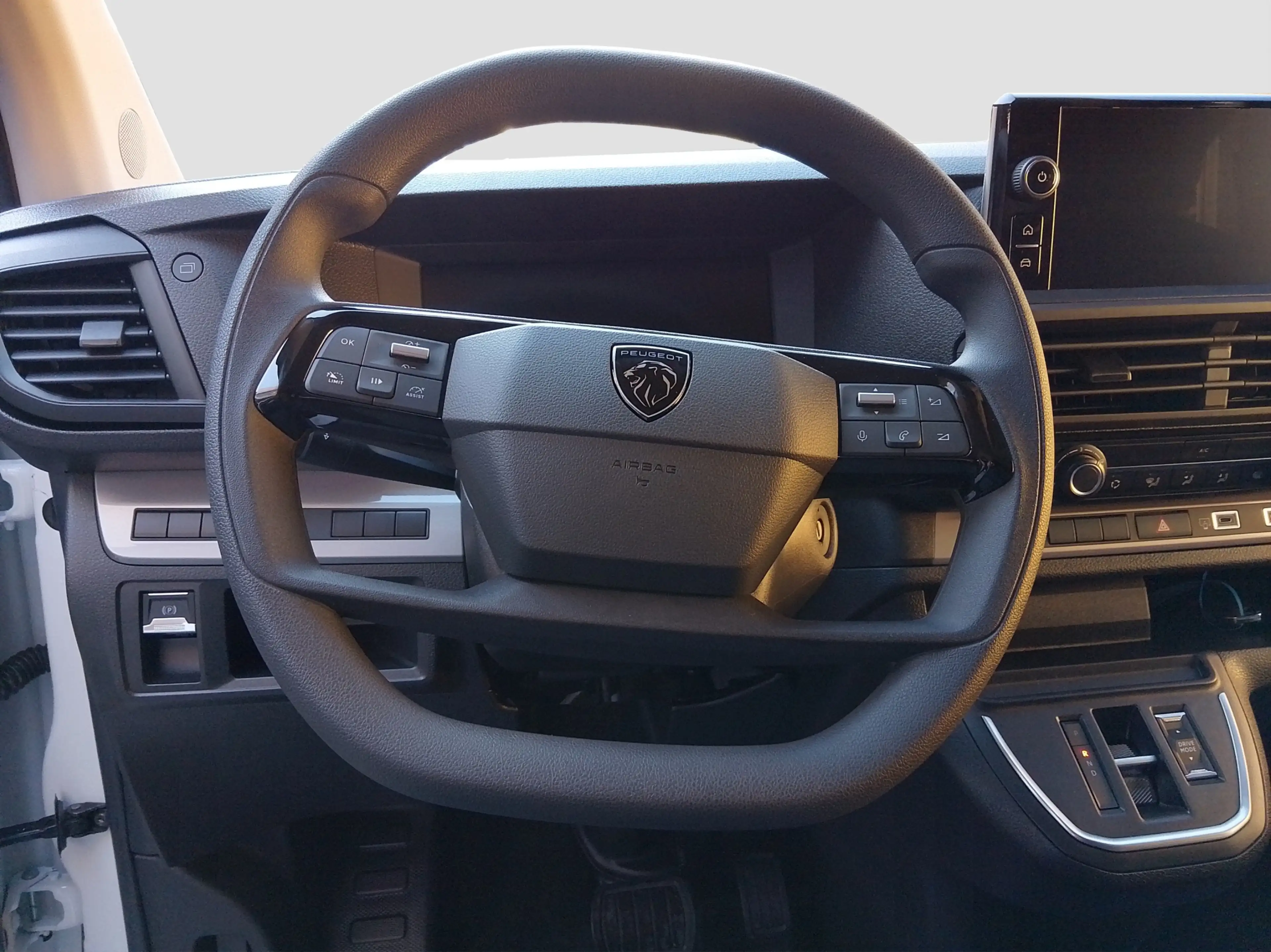 Peugeot Expert e-Expert DK L3 75kWh Batterie — photo 6