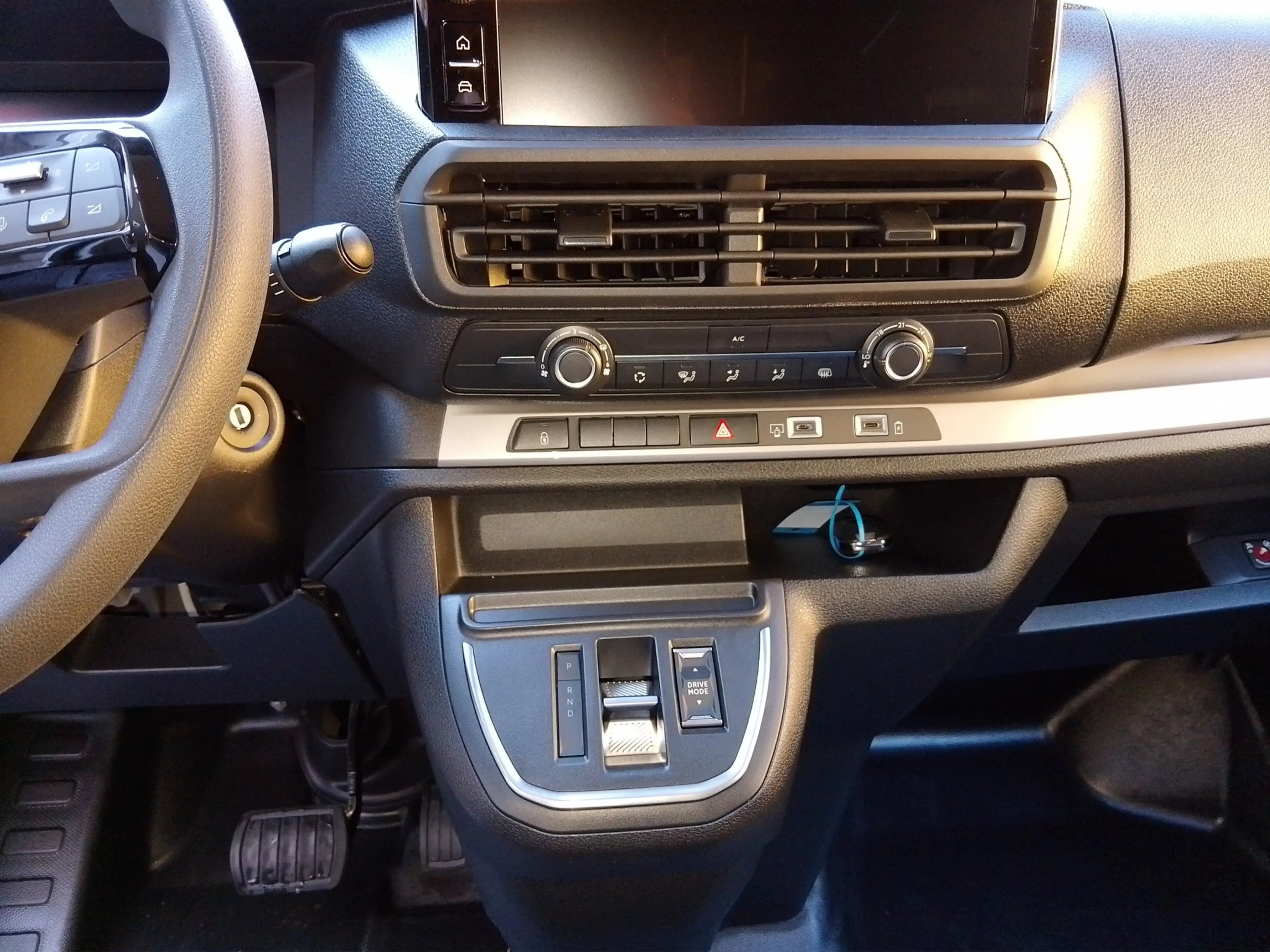 Peugeot Expert e-Expert DK L3 75kWh Batterie — photo 10