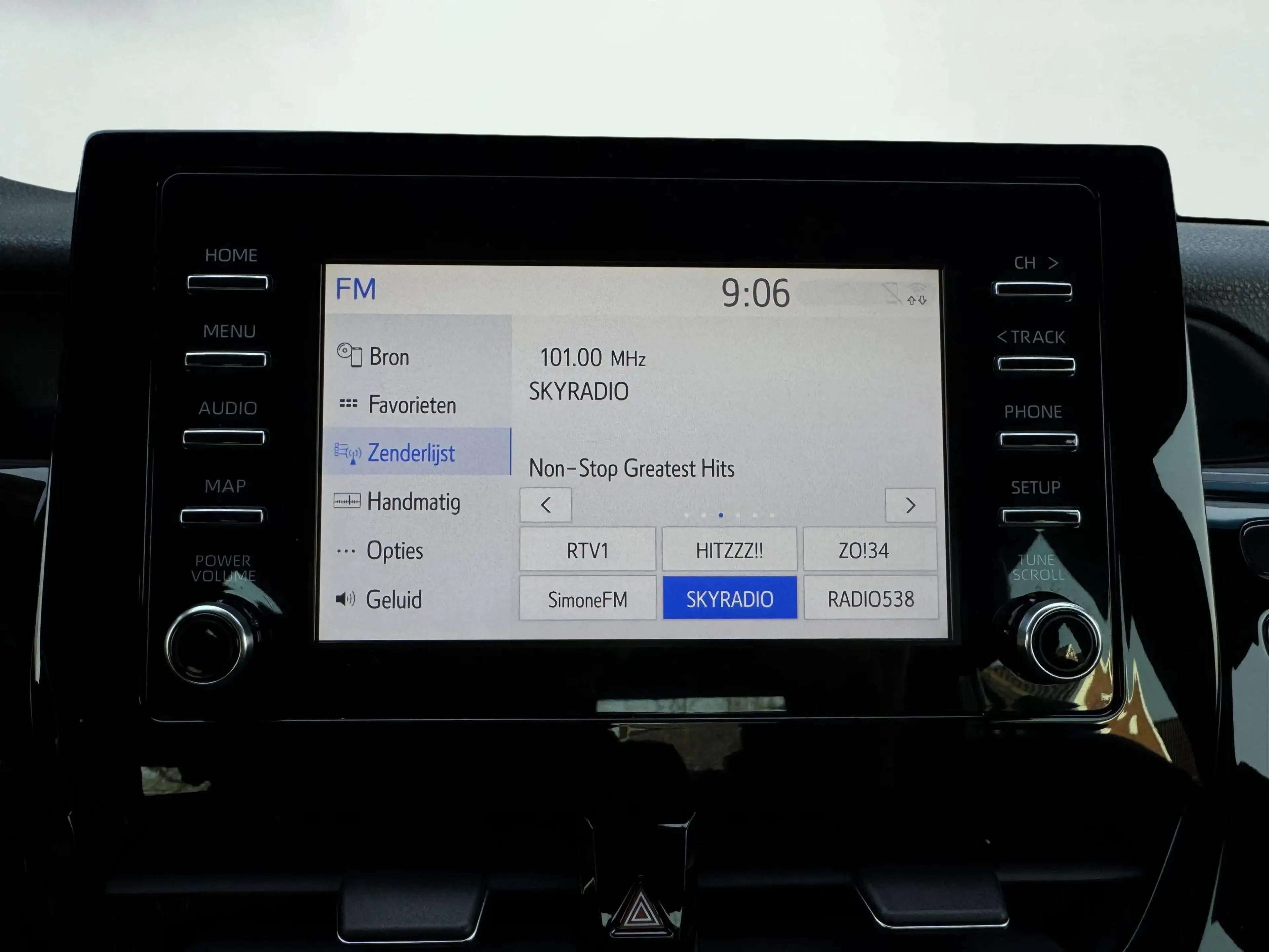 Toyota Camry 2.5 Hybrid Business Edition GRATIS Afleverpakket! — photo 15