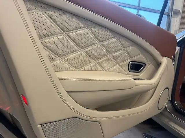 Bentley Continental GT Ansicht 22