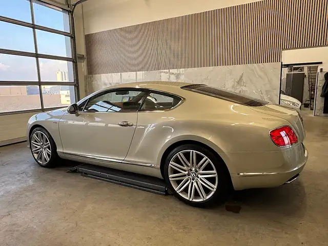 Bentley Continental GT Ansicht 8