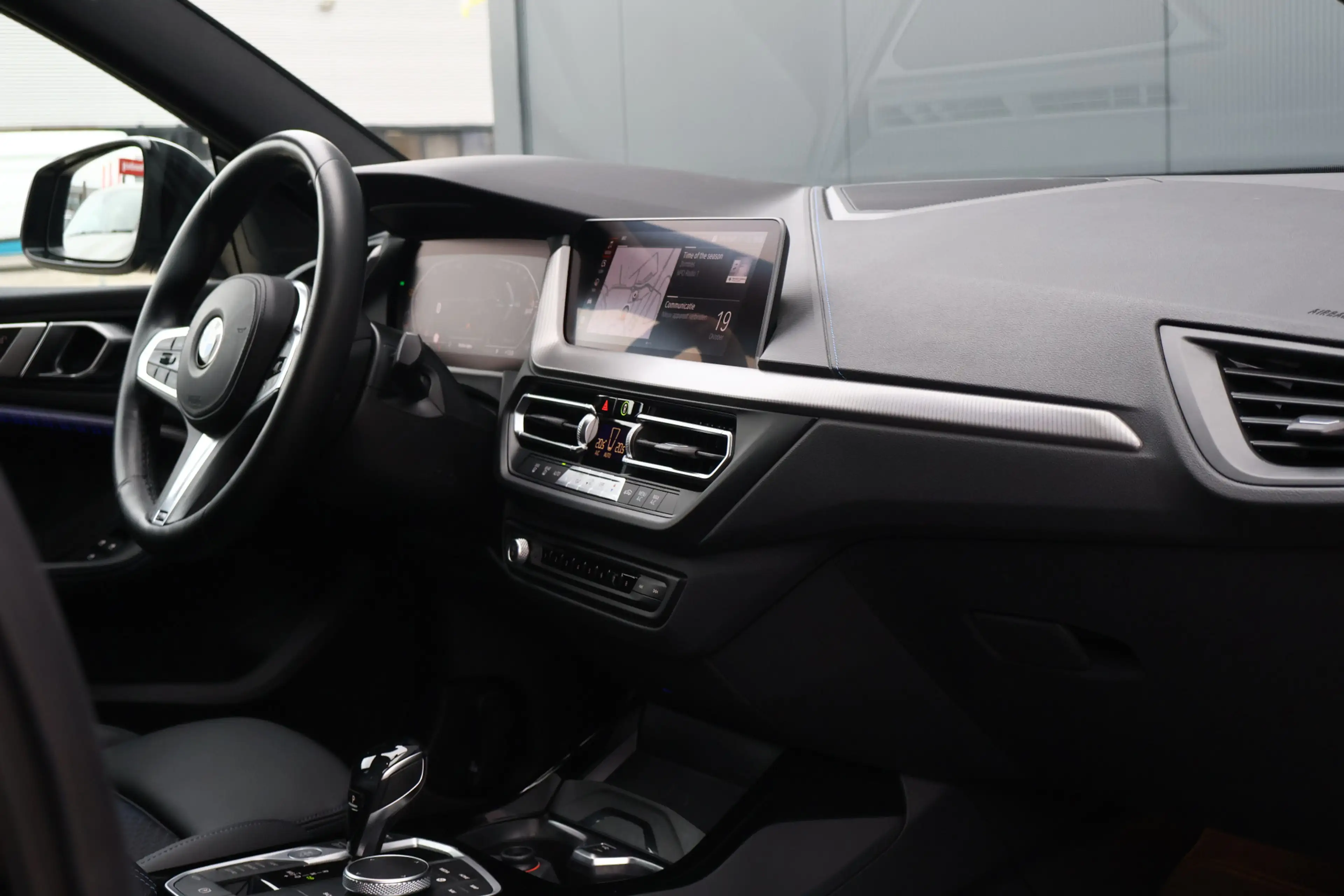 BMW 218 2-serie Gran Coupé 218i M-Sport Executive Edition — photo 17