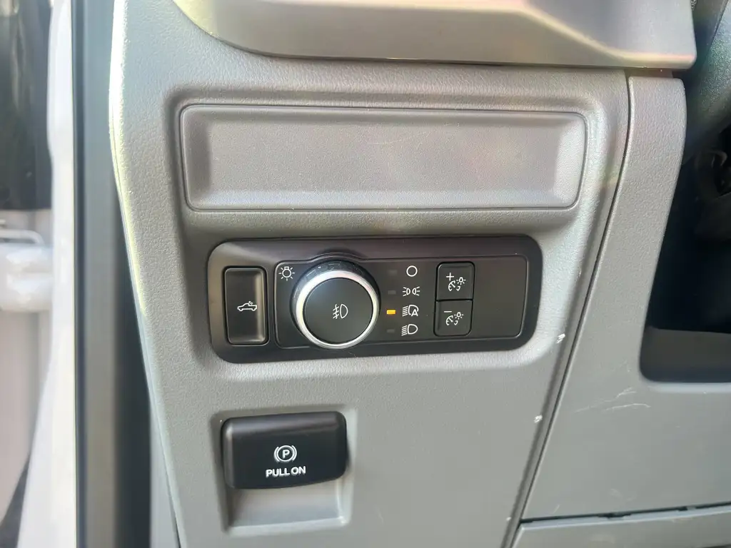 2021 Ford F-150 XLT SuperCrew 145 | Reverse Cam | Class IV Hitch | — photo 8