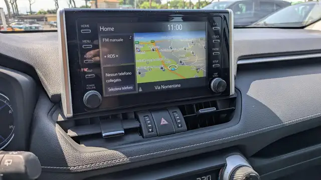 Toyota Rav4 view 11