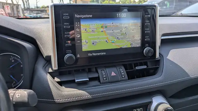Toyota Rav4 view 12