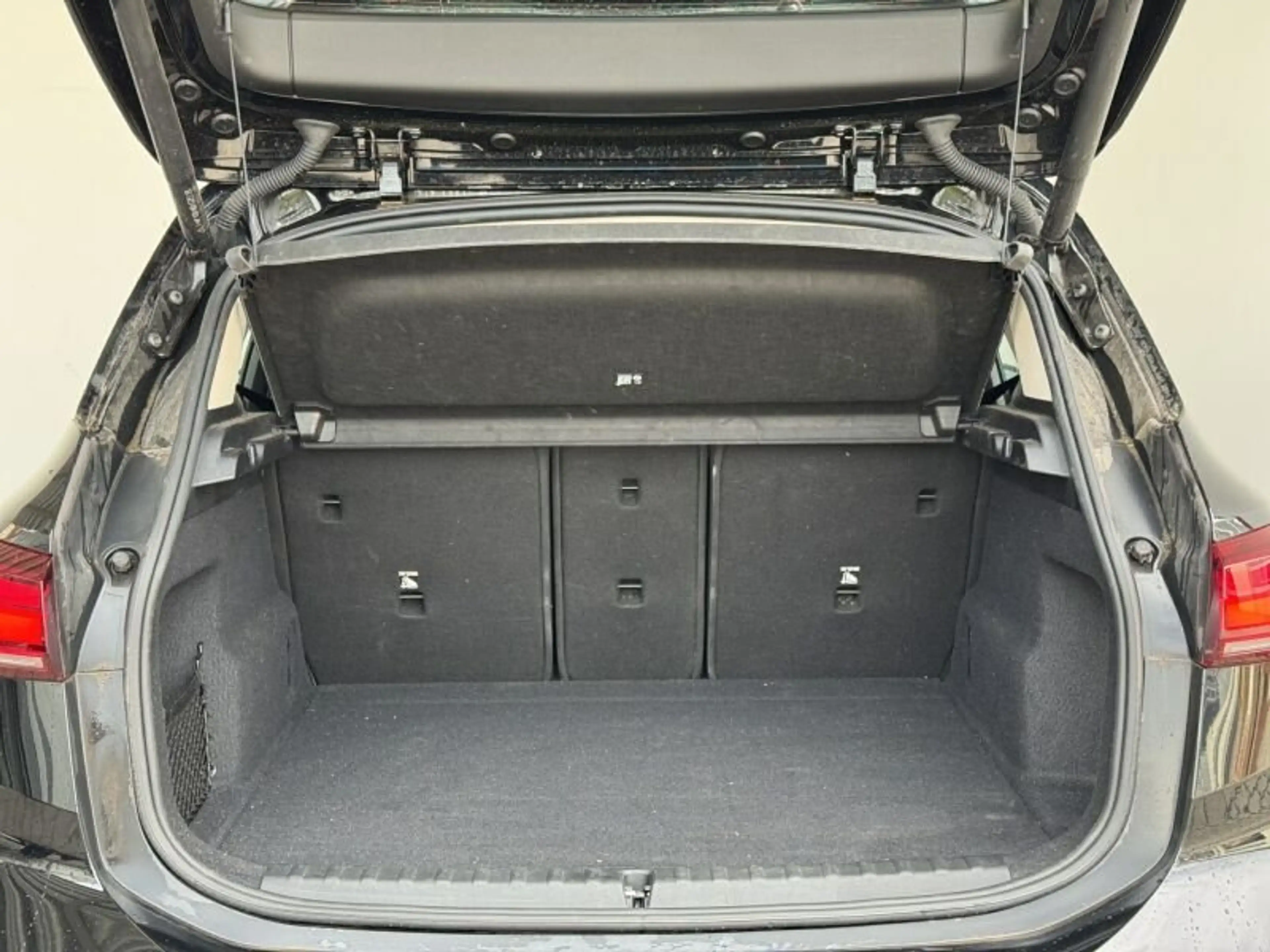 BMW 216 iA Active Tourer Navi.LED.DrivbeAss.Rükamera — photo 11