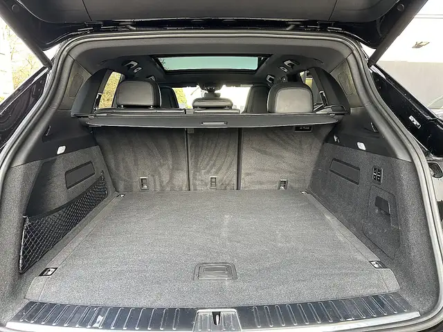 Porsche Cayenne III E-Hybrid Black Edition Aut. / AHK / Pano / 21" Ansicht 11