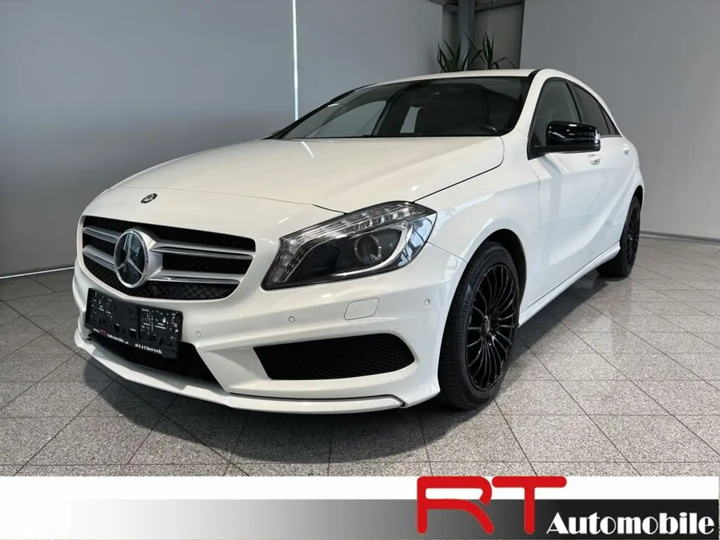 Mercedes-Benz A 180 AMG Wit - 1