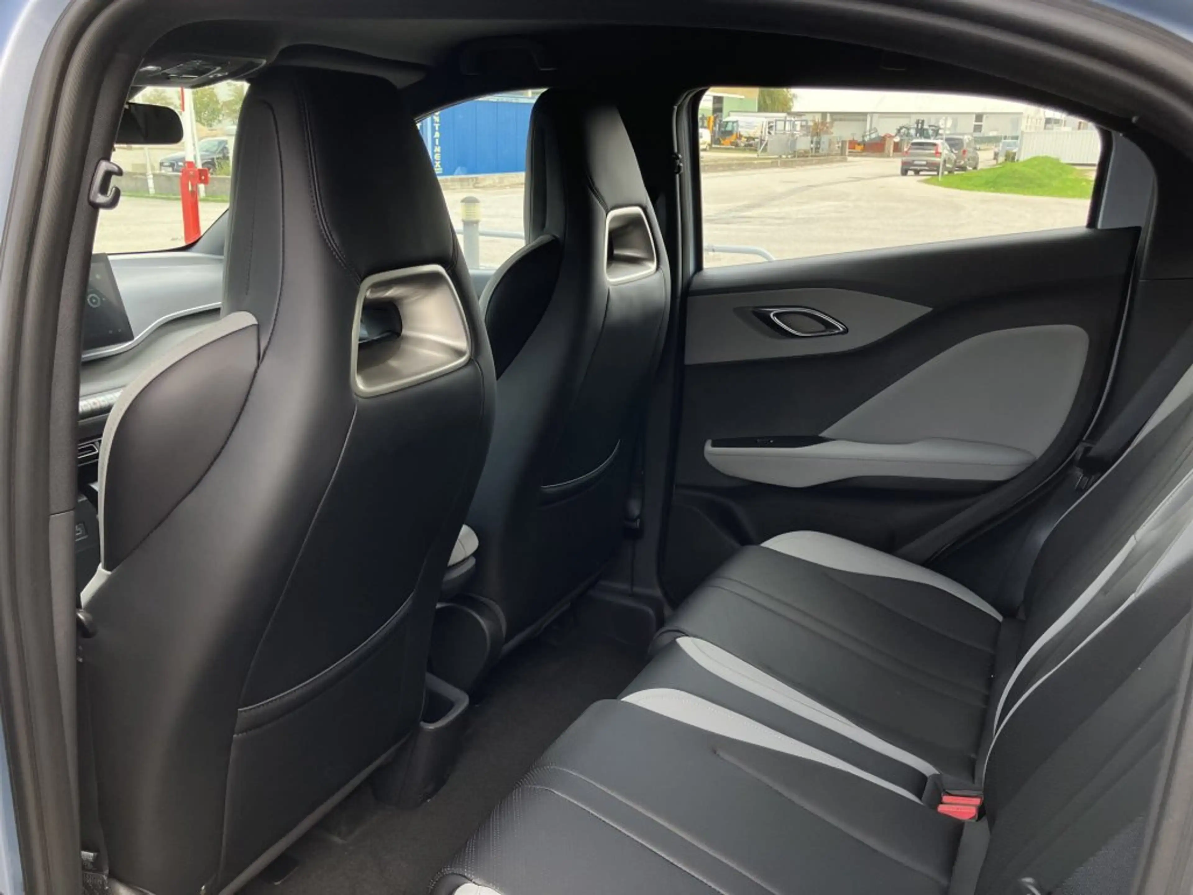BYD Dolphin Surf Boost — photo 9